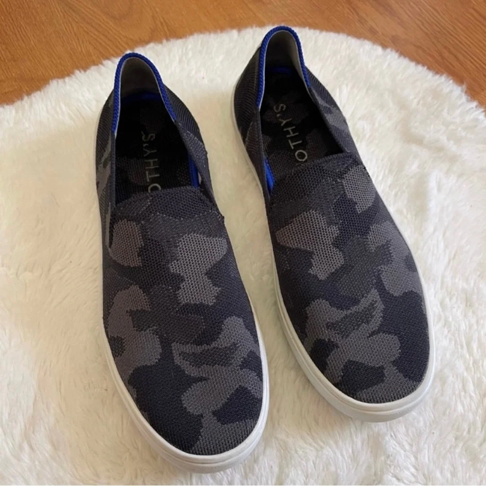 “Like New” Rothy’s Sneakers - Picture 3 of 6